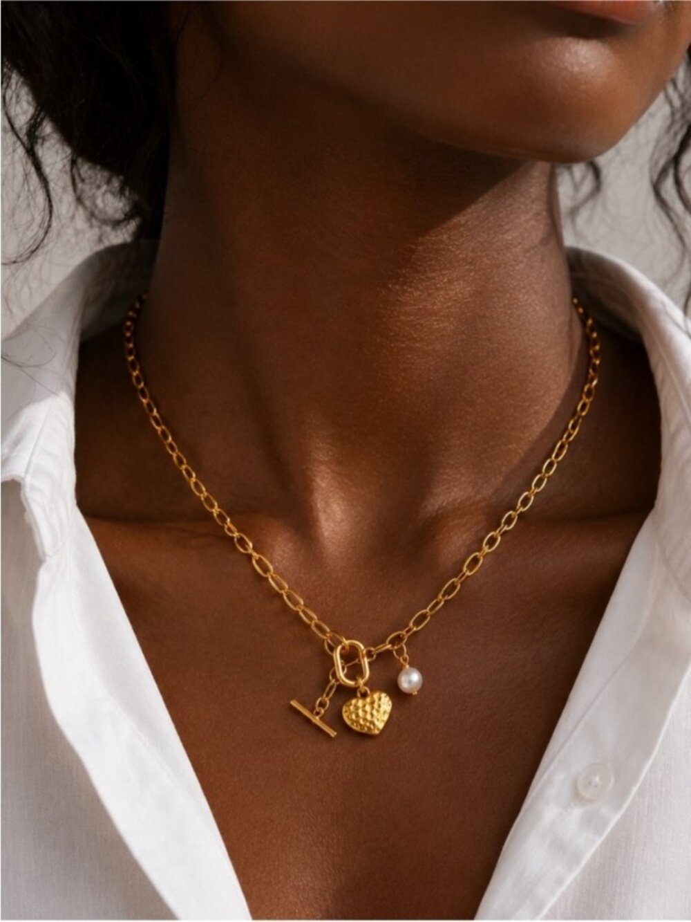 New! 18K Gold Plated Heart Charm Toggle Necklace NWOT 1055
